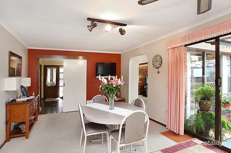 Property photo of 17 Northey Crescent Hoppers Crossing VIC 3029