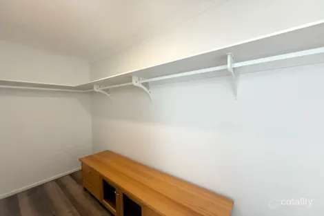 Property photo of 2 Harrods Close Drouin VIC 3818