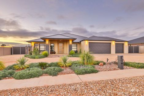 Property photo of 10 Henrys Run Drive Mildura VIC 3500