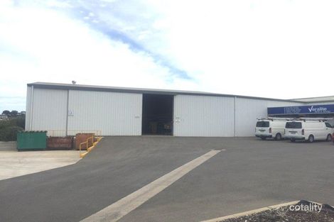 4 Arwon Ct, Lonsdale, SA 5160