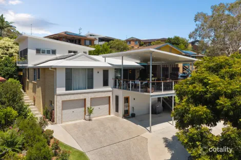 39 Campbell St, Safety Beach, NSW 2456