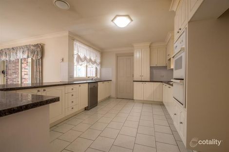 Property photo of 22 Avondale Drive Orange NSW 2800