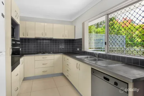 Property photo of 1/100 Glenalva Terrace Enoggera QLD 4051