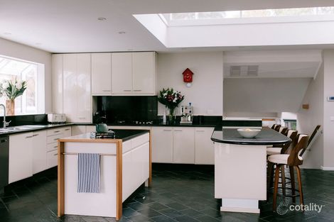 Property photo of 16 Arthurs Avenue McCrae VIC 3938