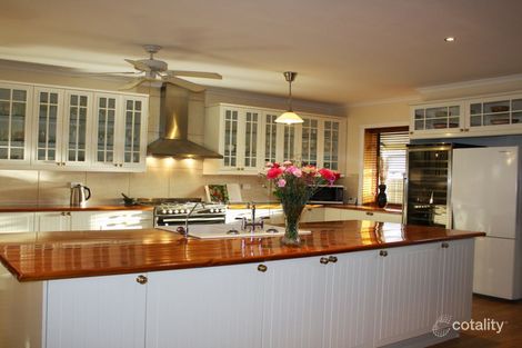1 Forrest Ave, Valley View, SA 5093