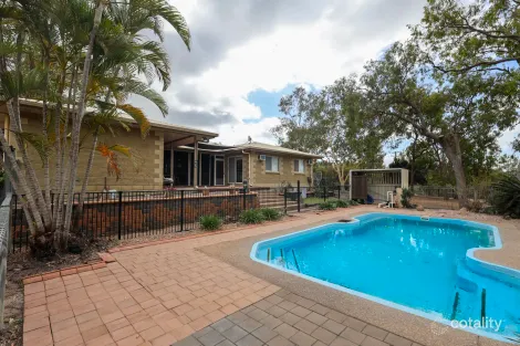 63 Castorina Dr, Mount Kelly, QLD 4807