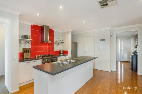 Property photo of 11 Curlew Court Kangaroo Flat VIC 3555