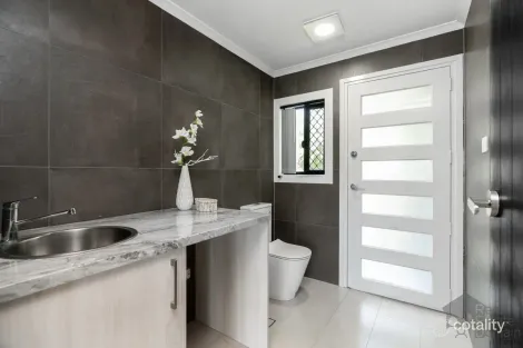 Property photo of 43 Doreen Crescent Ellen Grove QLD 4078