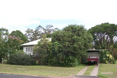 9 Geraldine Ave, North Ipswich, QLD 4305