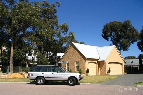 42 Leichhardt Rd, Valentine, NSW 2280