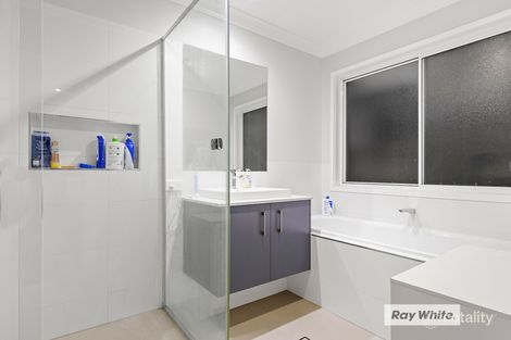 Property photo of 10 Sunbury Street Pallara QLD 4110