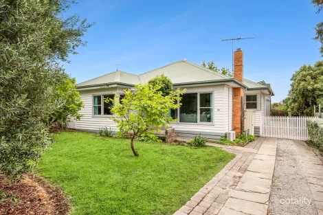 20 Weeroona Ave, Hamlyn Heights, VIC 3215