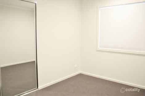 Property photo of 34 Private Circuit Jordan Springs NSW 2747