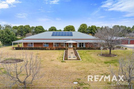 17 Dandaloo Rd, Lake Albert, NSW 2650