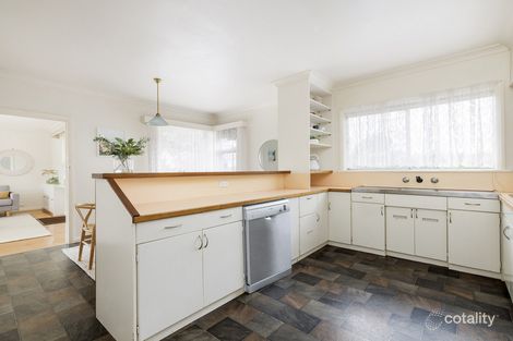 Property photo of 46 Howard Street Warrnambool VIC 3280