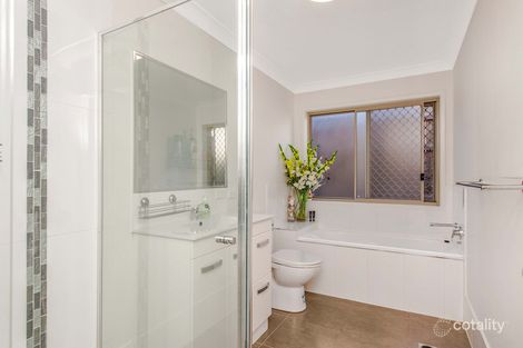 Property photo of 3 Hermitage Close Pimpama QLD 4209