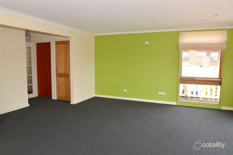 Property photo of 16 Uplands Place Park Grove TAS 7320