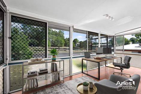 Property photo of 6 Caroline Street Riverview QLD 4303