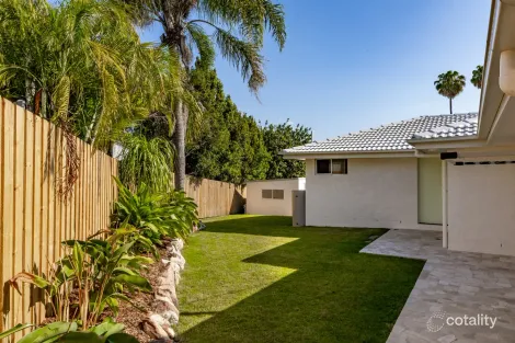 Property photo of 3 Poinciana Avenue Mooloolaba QLD 4557