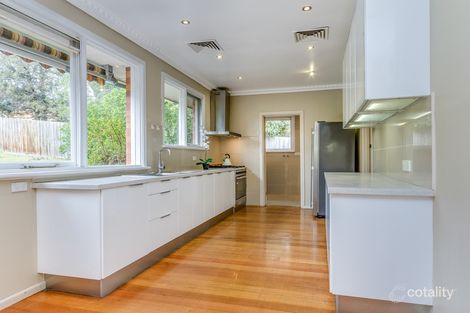 Property photo of 28 Stephensons Road Mount Waverley VIC 3149