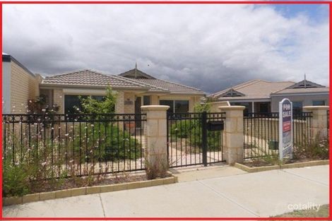 10 Lampeter Rd, Butler, WA 6036