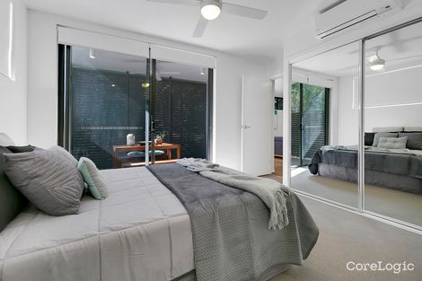 Property photo of 2/21 Curtis Street Norman Park QLD 4170
