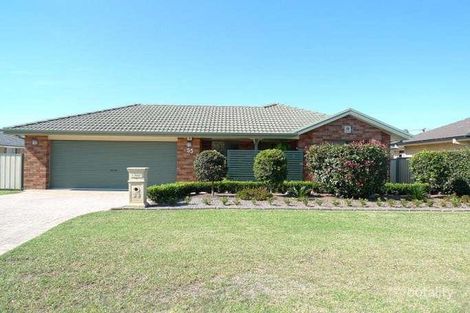 53 Streeton Dr, Metford, NSW 2323