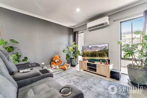 Property photo of 64 Bindarri Grove Wandi WA 6167