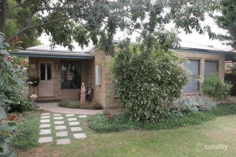 2 Sandy Ct, Cobram, VIC 3644
