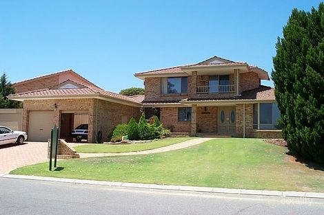 9 Landor Gdns, Woodvale, WA 6026