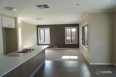 Property photo of 2/94 Mitchell Street Wodonga VIC 3690