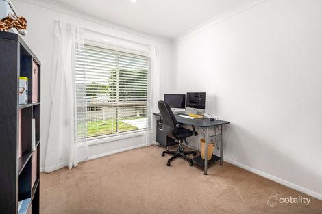 Property photo of 24 The Hill Valentine NSW 2280