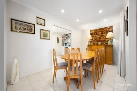 Property photo of 12 Camelot Crescent Hollywell QLD 4216