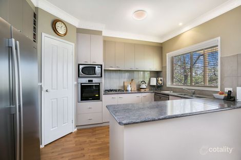 Property photo of 17 Derby Grove Flora Hill VIC 3550