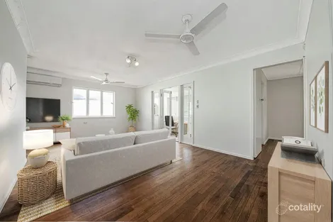 Property photo of 31 Chewton Street Mitchelton QLD 4053