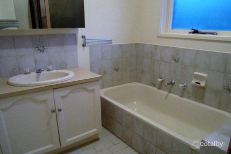 Property photo of 26 Chomley Street Cranbourne VIC 3977
