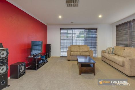 Property photo of 12 Meribel Way Lynbrook VIC 3975