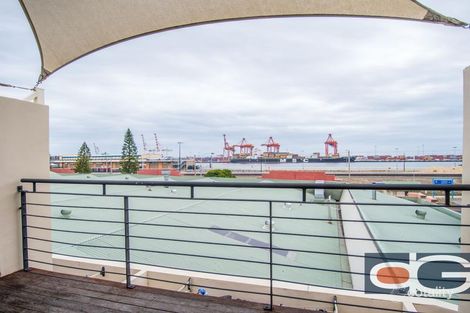 Property photo of 2/1 James Street Fremantle WA 6160