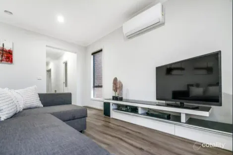 Property photo of 3 Daisy Drive Donnybrook VIC 3064