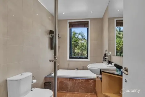 Property photo of 2/26 Rosedale Avenue Fairlight NSW 2094