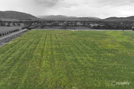 1068 Segenhoe Rd, Segenhoe, NSW 2337