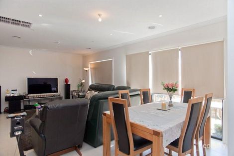 Property photo of 15 Waterlily Drive Epping VIC 3076