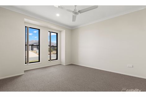 Property photo of 6 Ceylon Circuit Griffin QLD 4503