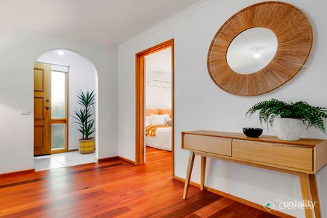 Property photo of 7 Elenya Court Frankston VIC 3199