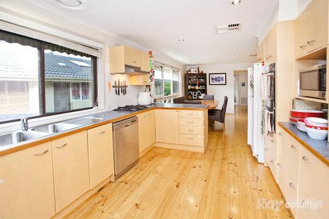 Property photo of 19 Heysham Drive Wheelers Hill VIC 3150
