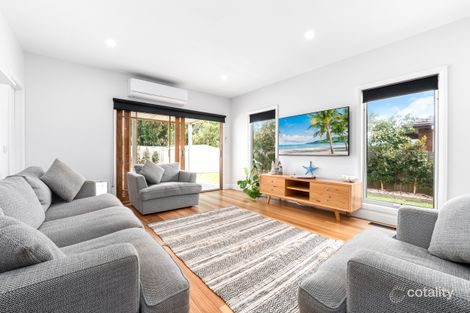 Property photo of 24 Coveside Avenue Safety Beach VIC 3936
