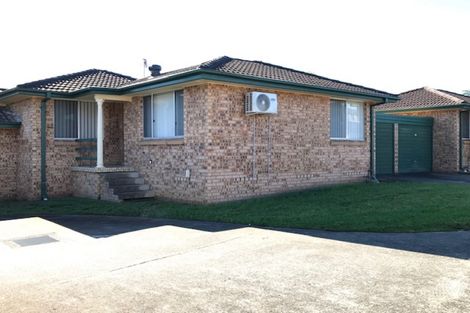 Property photo of 13/10 Bensley Road Macquarie Fields NSW 2564