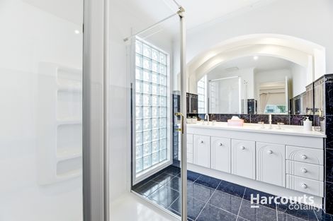 Property photo of 58 Grantham Crescent Berwick VIC 3806