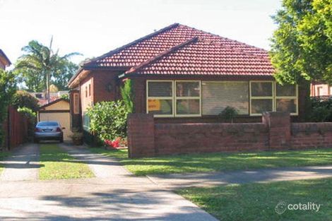 Property photo of 30 Nirranda Street Concord West NSW 2138