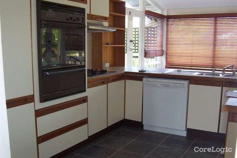 Property photo of 10 Burnett Street Wellington Point QLD 4160